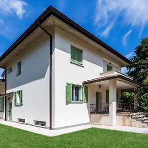Bed & Breakfast Il Profumo Dei Tigli R&b, Elegante Casa Nuova A, Formigine